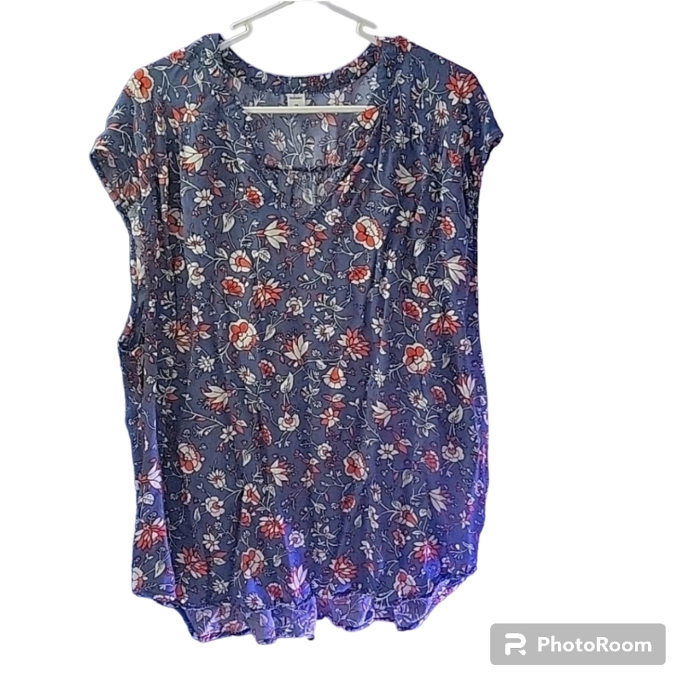 Old Navy floral blouse